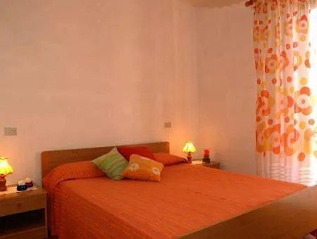 Casa La Luce App. 1 * مارشيانا